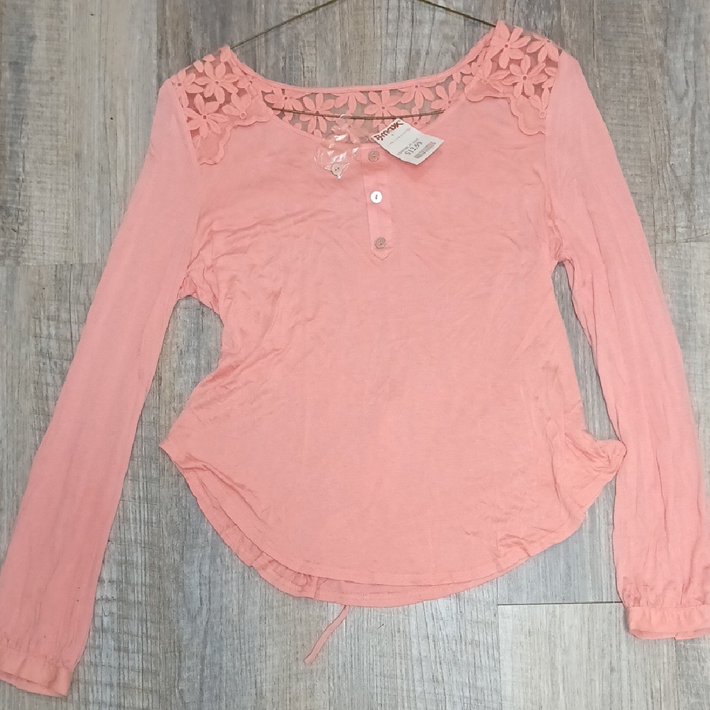 Mine Pink Floral Lace Long Sleeve Top